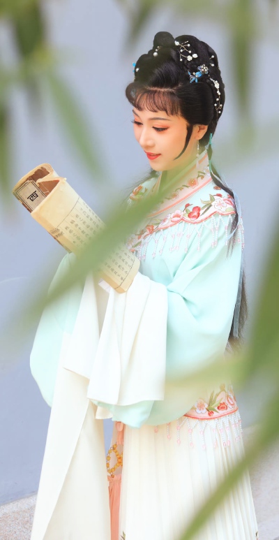 李旭丹