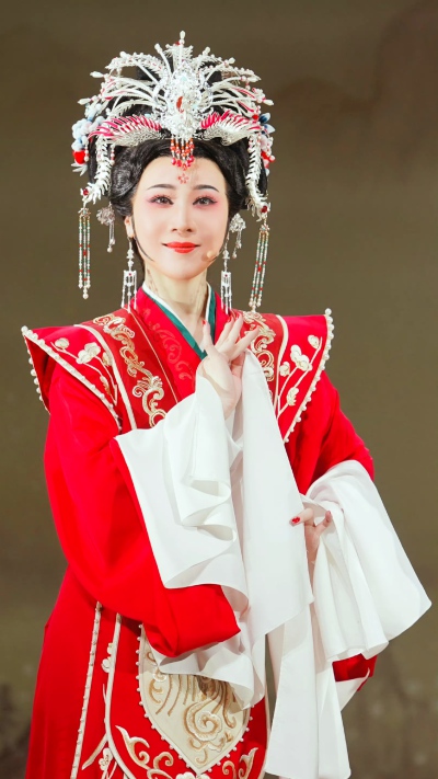 李旭丹
