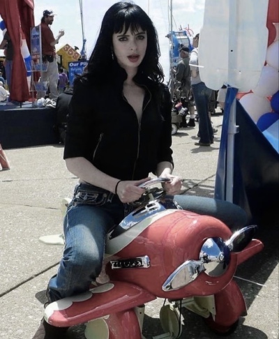 Krysten Ritter