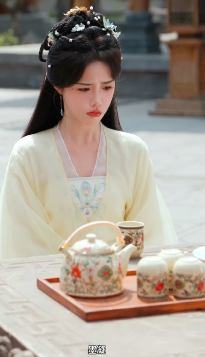 墨凝