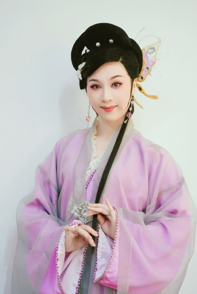 李旭丹