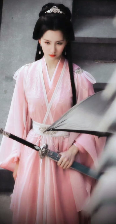 陈都灵