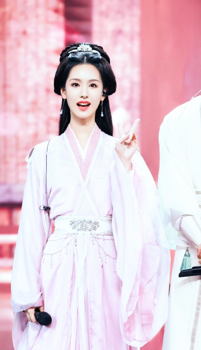 陈都灵