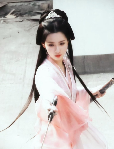 陈都灵