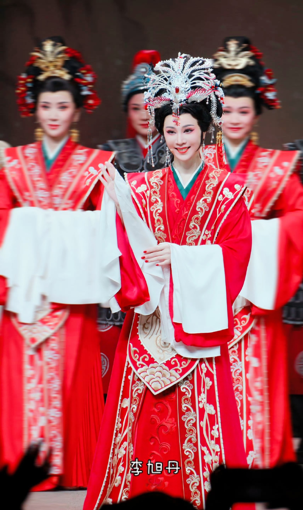 李旭丹