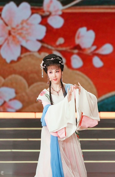 李旭丹