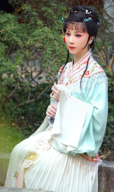李旭丹