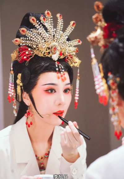 李旭丹
