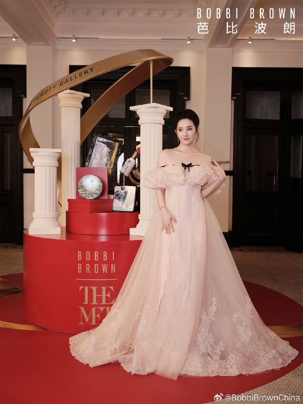 刘亦菲 × BobbiBrown 上海 典藏之夜
刘亦菲芭比波朗全球品牌代言人2026.10.9