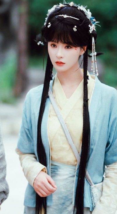 孟娜