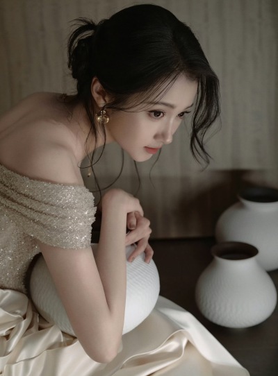 关晓彤