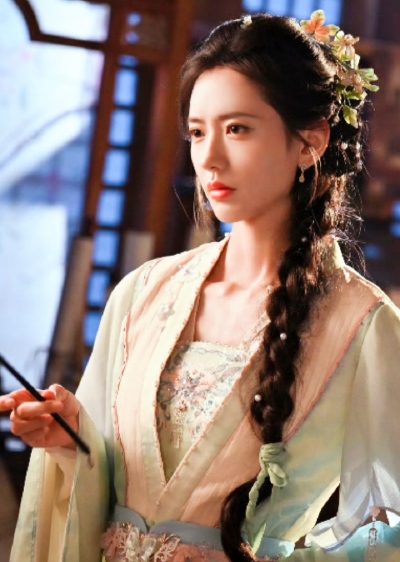 张婉莹