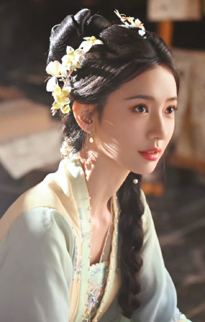 张婉莹
