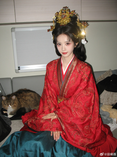田曦薇