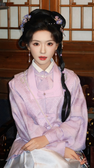 王云云