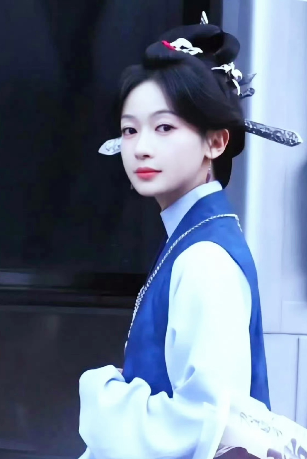 吴谨言