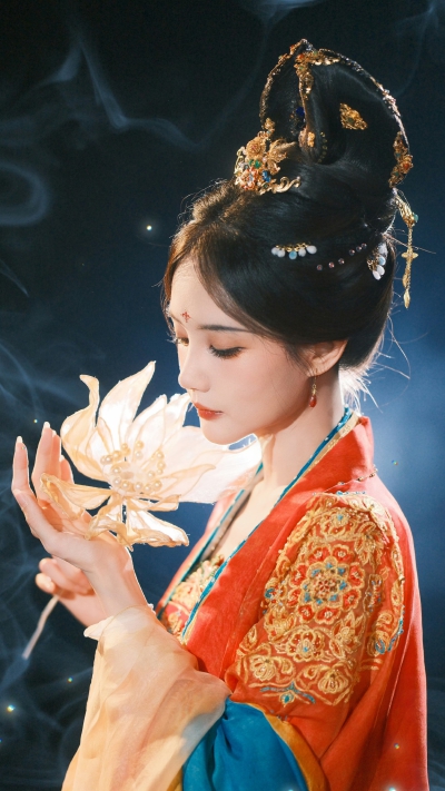 李一桐