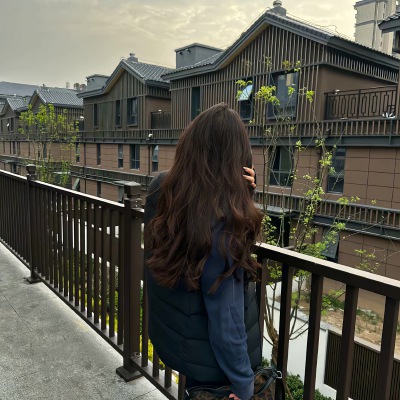 女头