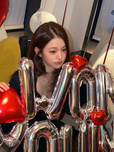 张元英 wonyoung