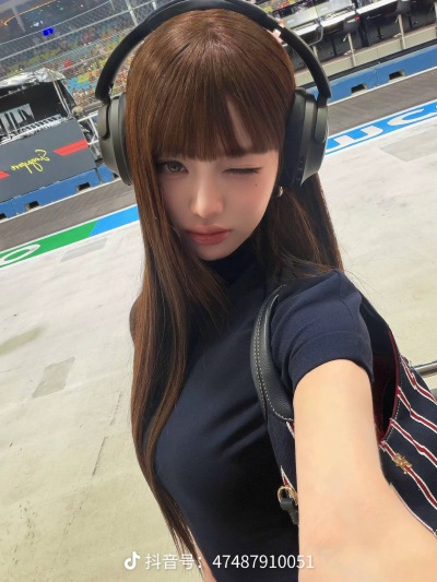 张元英