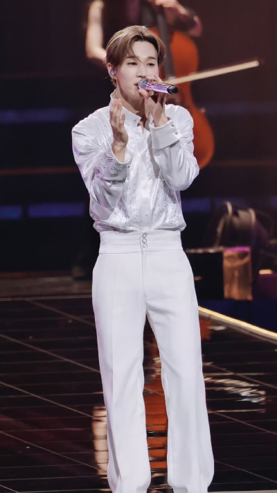 【Prince预览】261011 北京·国家体育馆
#刘宪华EnjoyTheShow世界巡演# 
