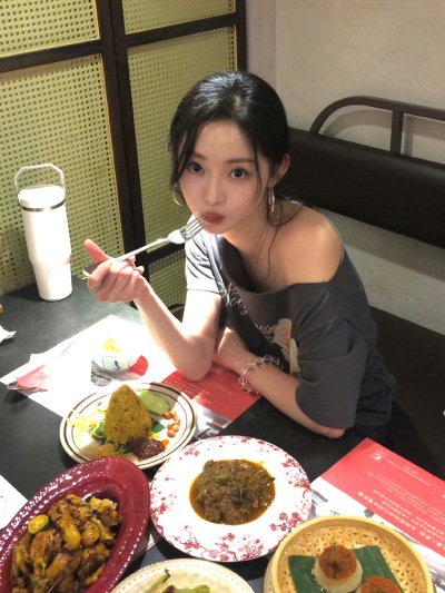 周洁琼