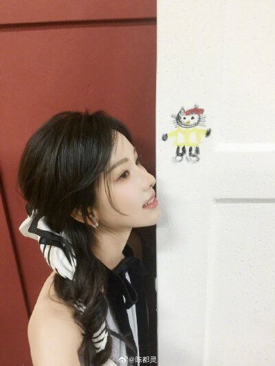 陈都灵
