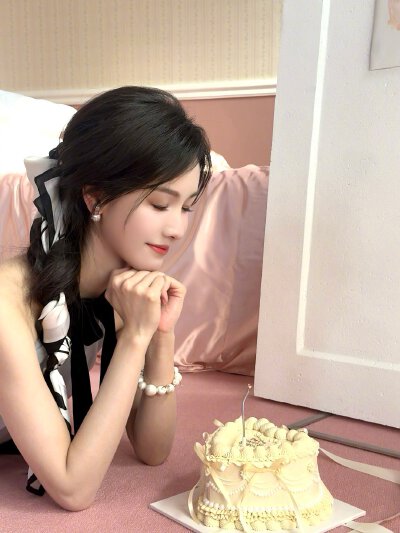 陈都灵