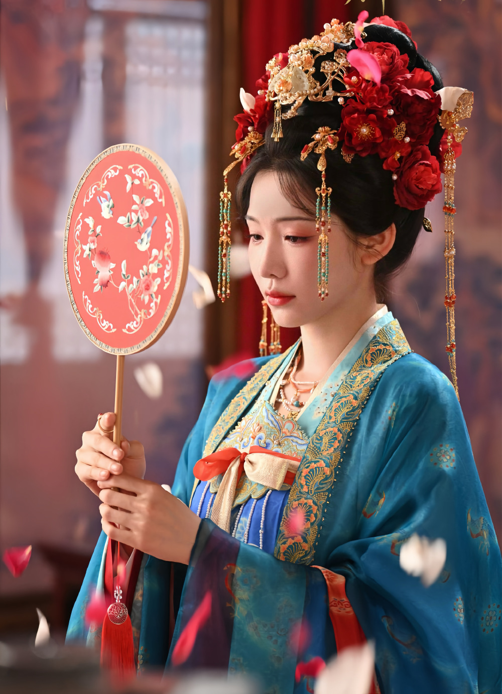 御廷谣