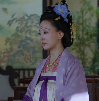 御廷谣