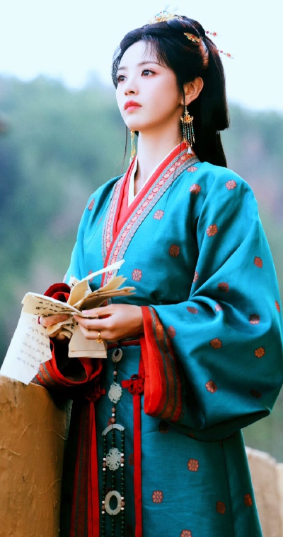 田曦薇