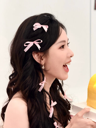 陈都灵
