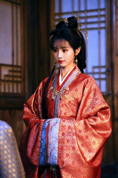 田曦薇
