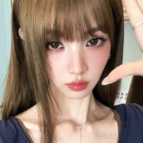 急什么少不了你的！
我调了两种～选不出来所以都发一下！
记得单收，单收=单图收藏