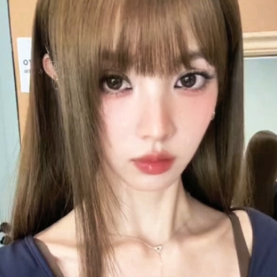 急什么少不了你的！
我调了两种～选不出来所以都发一下！
记得单收，单收=单图收藏