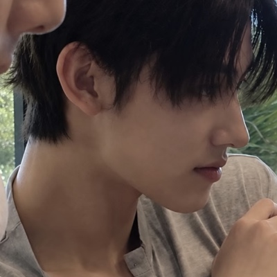好头疼的打光