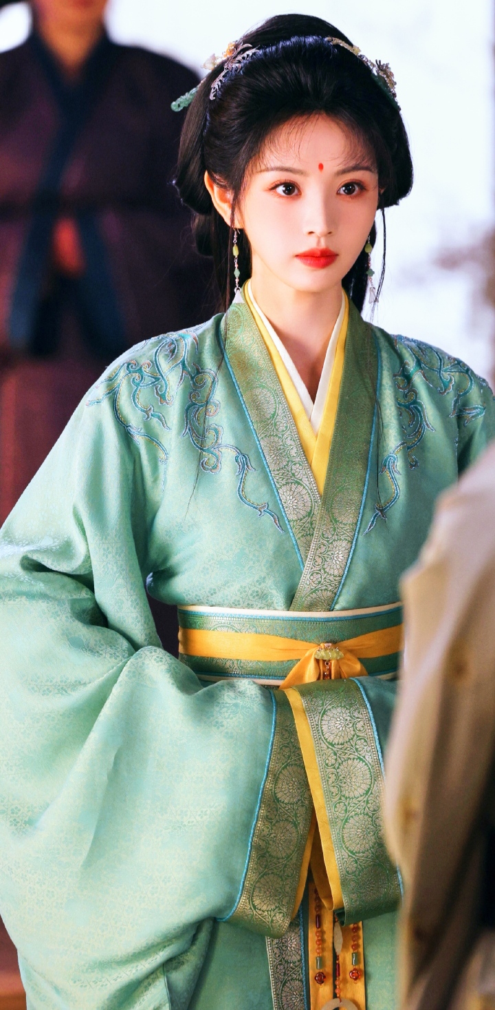 田曦薇