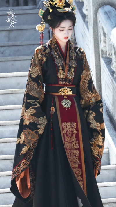 黄羿