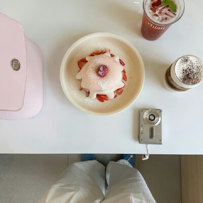 图源ks：偷喝汽水