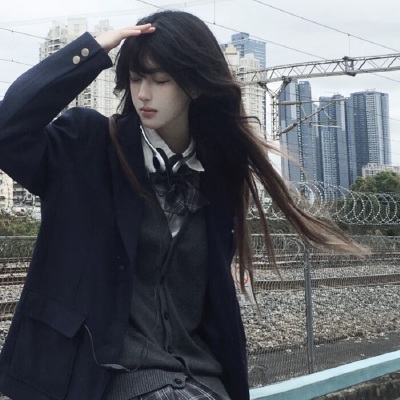 女头