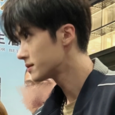 闫桉