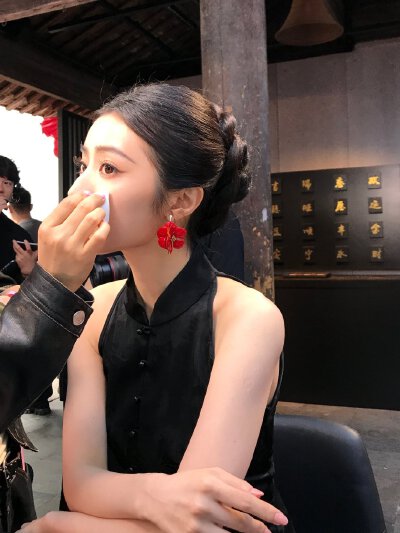 黄羿