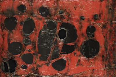 阿尔贝托·布里 (Alberto Burri)，《Rosso Plastica M3》 (1961)。