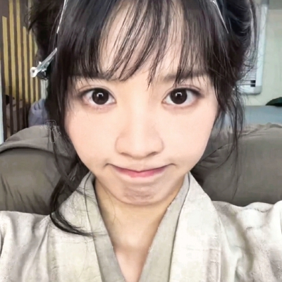 嫁金钗你单更了让我怎么办
我依旧调了两种～
记得单收，单收=单图收藏
