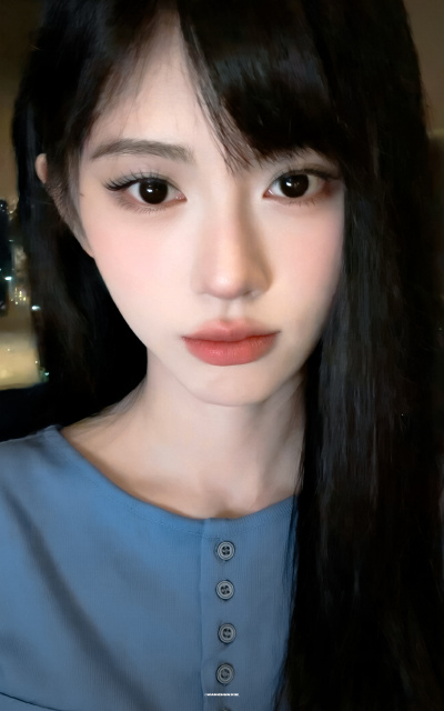 鞠婧祎