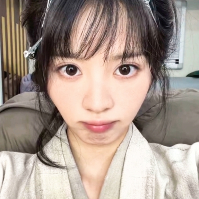 嫁金钗你单更了让我怎么办
我依旧调了两种～
记得单收，单收=单图收藏