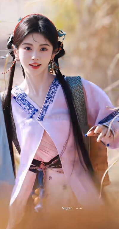 鞠婧祎