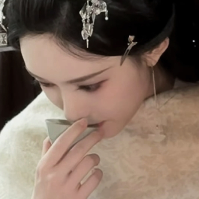 一些女神单独的