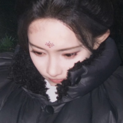 紧握的手中，爱会诞生