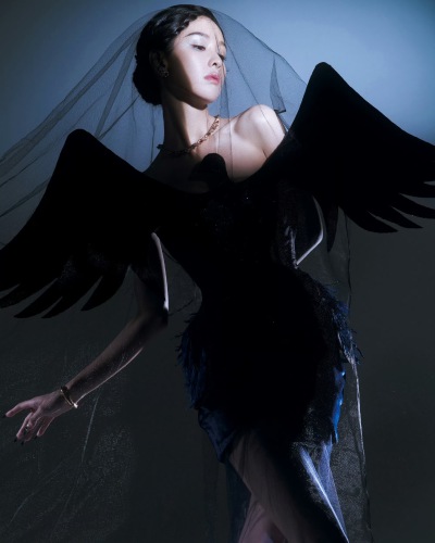 陈都灵
